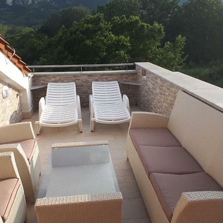 Apartament Ruzmarinka 4* Baška Zewnętrze zdjęcie