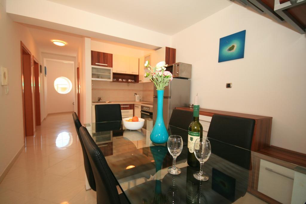 Apartament Ruzmarinka 4* Baška Zewnętrze zdjęcie