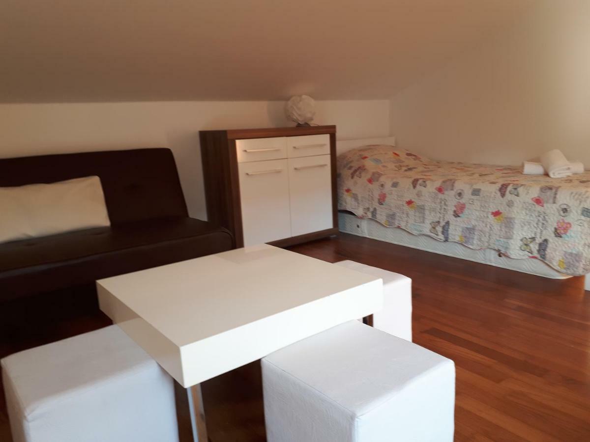 Apartament Ruzmarinka 4* Baška Zewnętrze zdjęcie
