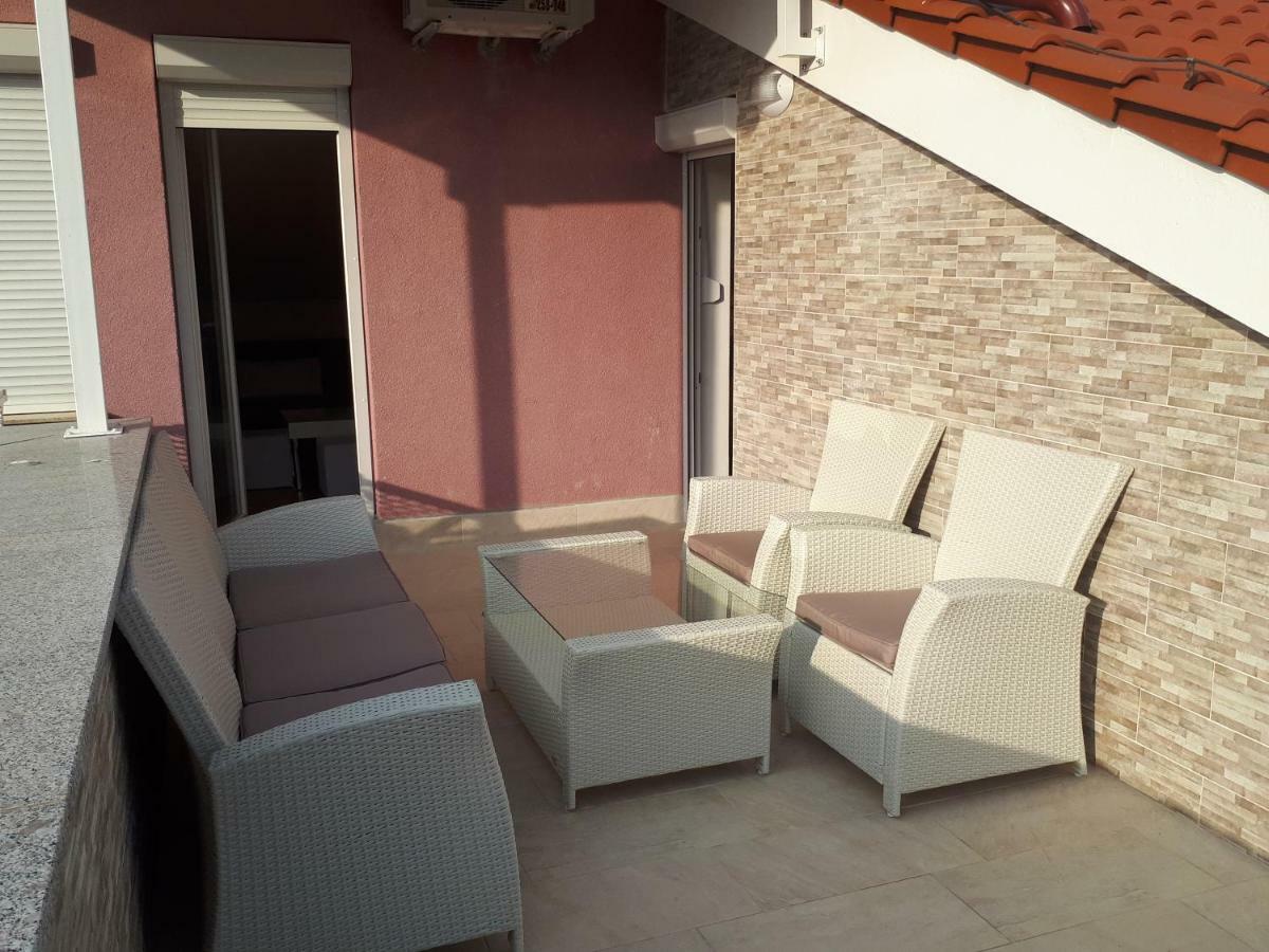 Apartament Ruzmarinka 4* Baška Zewnętrze zdjęcie
